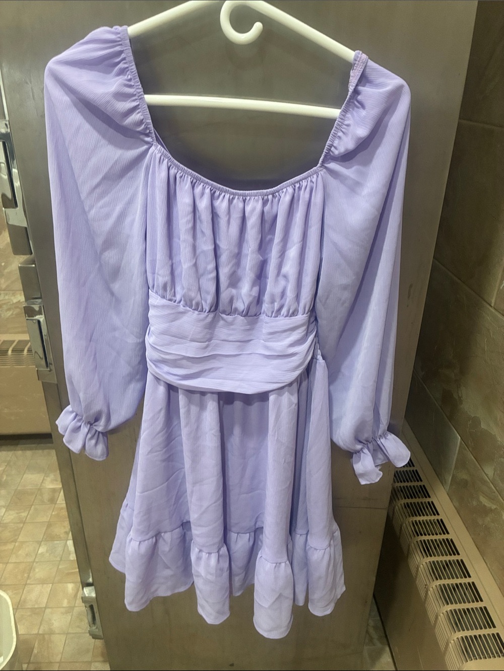 Exlura womanās lavender mini dress Small
